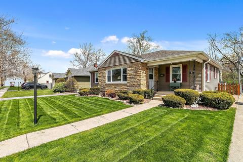 1435 Park St, Crete, IL 60417 photo 2