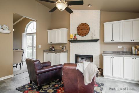 1129 Stonegate Ct, Bartlett, IL 60103 photo 6