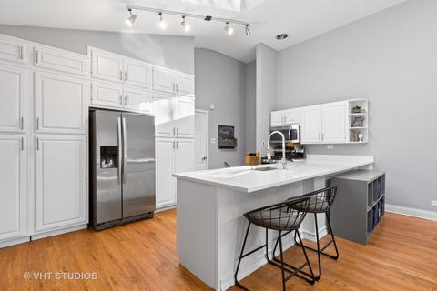 508 Pine St, Deerfield, IL 60015 photo 4
