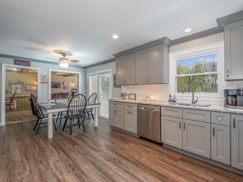 309 W Morse Ave, Bartlett, IL 60103 photo 10