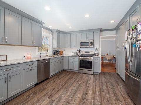 309 W Morse Ave, Bartlett, IL 60103 photo 9