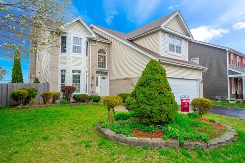 4419 W Riverside Dr, Plainfield, IL 60586 photo 2