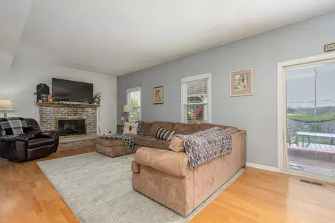 4419 W Riverside Dr, Plainfield, IL 60586 photo 11