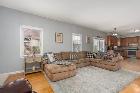 4419 W Riverside Dr, Plainfield, IL 60586 photo 10