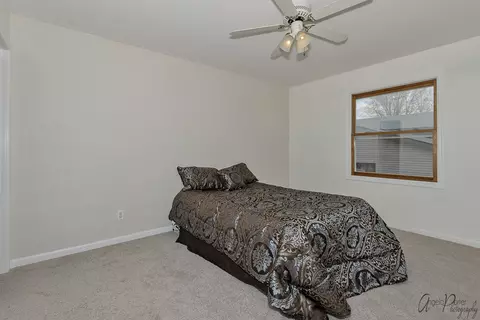 307 Augusta Dr, Mchenry, IL 60050 photo 13