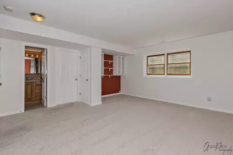 307 Augusta Dr, Mchenry, IL 60050 photo 19