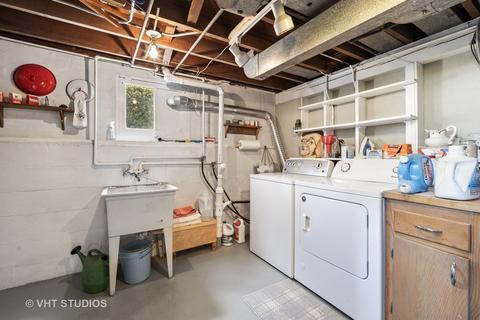 1586 E Algonquin Rd, Des Plaines, IL 60016 photo 22