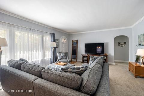1586 E Algonquin Rd, Des Plaines, IL 60016 photo 5