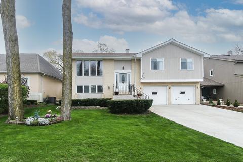 242 N Crest Ave, Bartlett, IL 60103 photo 1