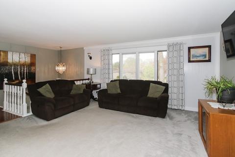 242 N Crest Ave, Bartlett, IL 60103 photo 6