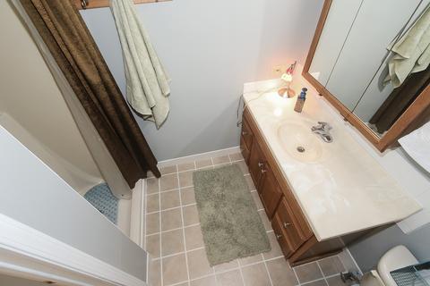242 N Crest Ave, Bartlett, IL 60103 photo 25