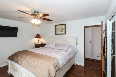 242 N Crest Ave, Bartlett, IL 60103 photo 14