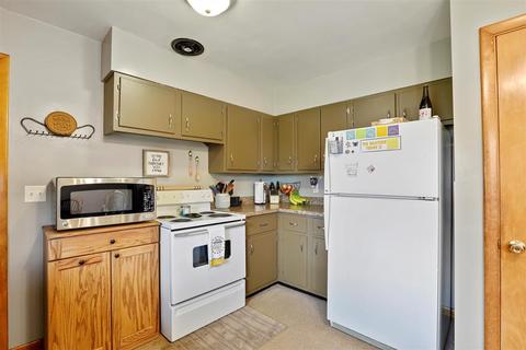 200 E North St, Danvers, IL 61732 photo 6