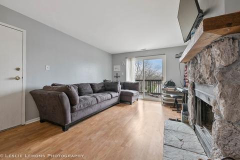 1464 Stonebridge Cir #9E, Wheaton, IL 60189 photo 9