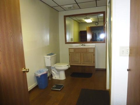 476 Maple St, Weldon, IL 61882 photo 9