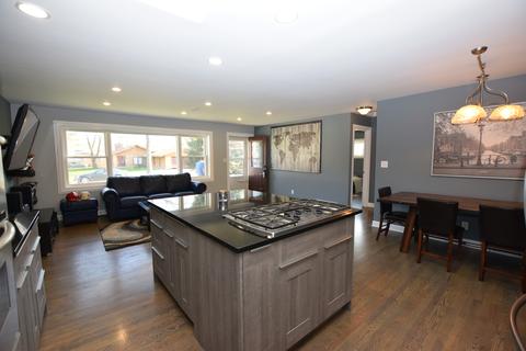 100 Beach Dr, Algonquin, IL 60102 photo 11
