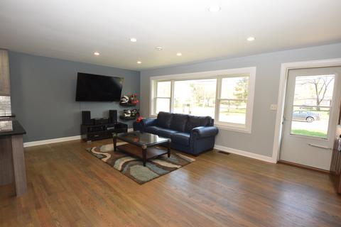 100 Beach Dr, Algonquin, IL 60102 photo 6