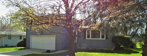 145 Howard Ave, East Dundee, IL 60118 photo 2