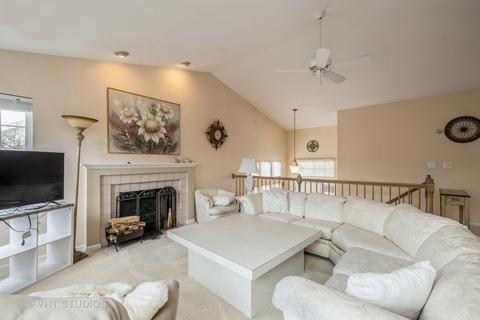 6535 Snug Harbor Dr, Willowbrook, IL 60527 photo 7