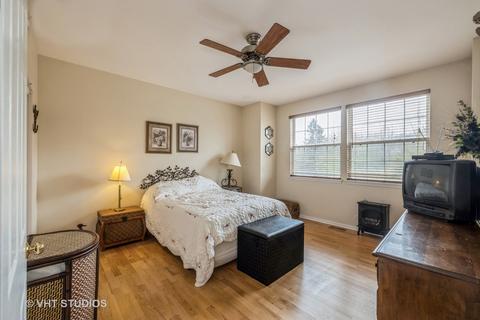 6535 Snug Harbor Dr, Willowbrook, IL 60527 photo 15