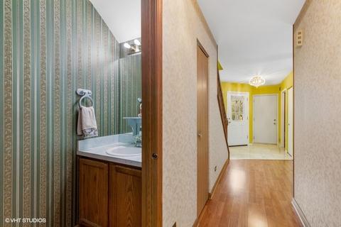 1146 Stillwater Rd, Elgin, IL 60120 photo 9