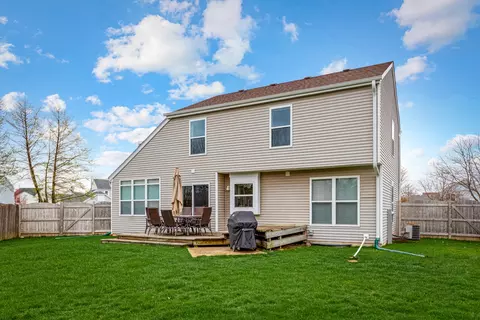 10600 Cape Cod Ln, Huntley, IL 60142 photo 2