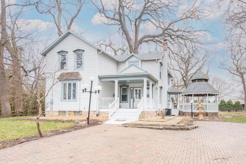 110 W Oneida Ave, Bartlett, IL 60103 photo 1