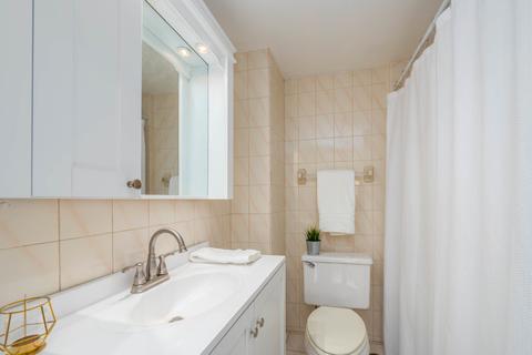 110 W Oneida Ave, Bartlett, IL 60103 photo 21