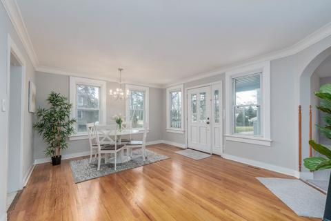 110 W Oneida Ave, Bartlett, IL 60103 photo 6