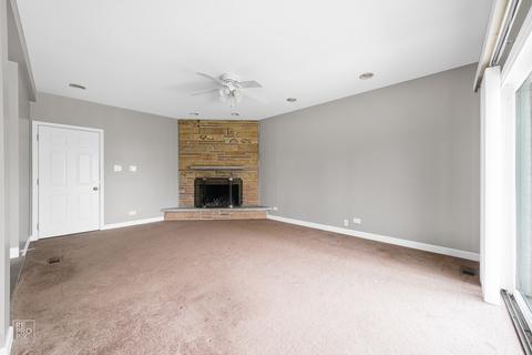 444 Pinecroft Dr, Roselle, IL 60172 photo 5