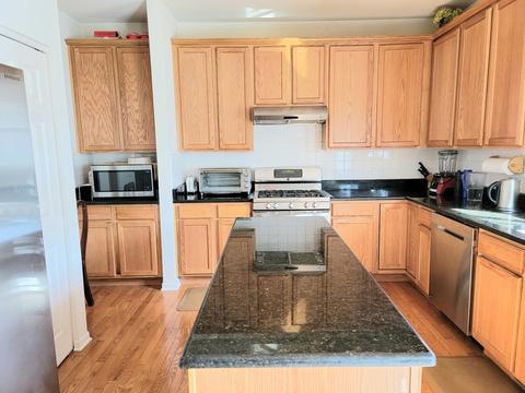 1761 Ruzich Dr, Bartlett, IL 60103 photo 7