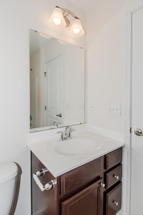 216 N Commerce St, Aurora, IL 60504 photo 39