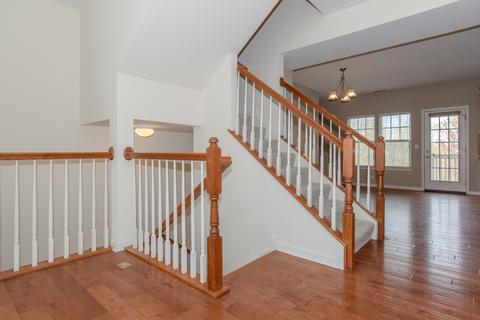 216 N Commerce St, Aurora, IL 60504 photo 10