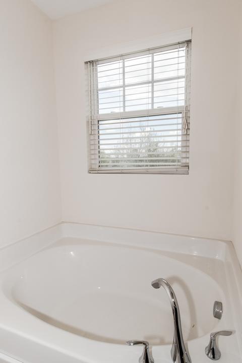 216 N Commerce St, Aurora, IL 60504 photo 30
