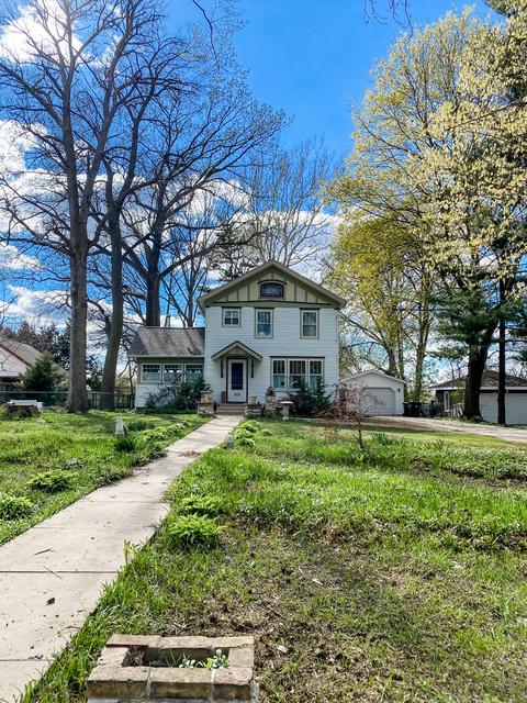 1003 S Fell Ave, Normal, IL 61761 photo 2