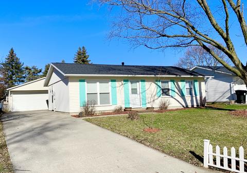 1302 Dalton Dr, Normal, IL 61761 photo 1