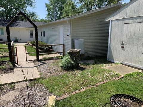 1302 Dalton Dr, Normal, IL 61761 photo 13