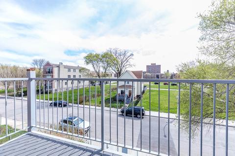 4552 S Evans Ave, Chicago, IL 60653 photo 10
