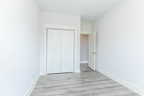 4552 S Evans Ave, Chicago, IL 60653 photo 15
