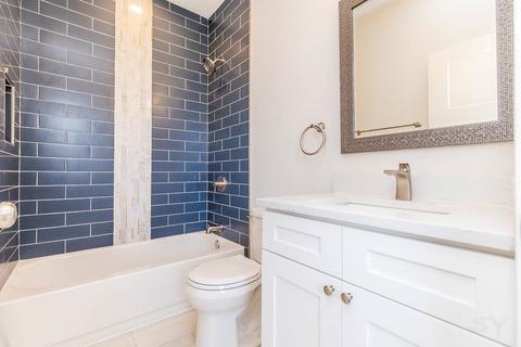 4552 S Evans Ave, Chicago, IL 60653 photo 17