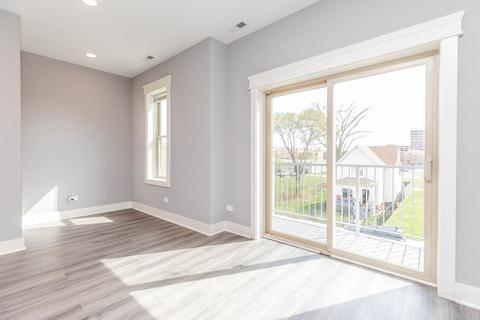 4552 S Evans Ave, Chicago, IL 60653 photo 9