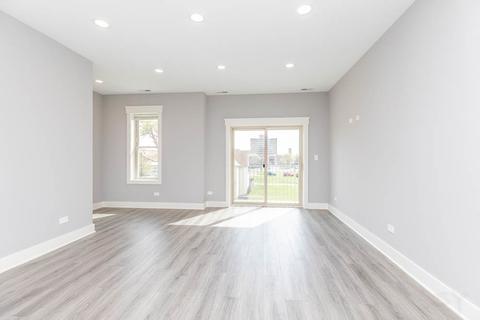 4552 S Evans Ave, Chicago, IL 60653 photo 8