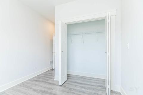 4552 S Evans Ave, Chicago, IL 60653 photo 14