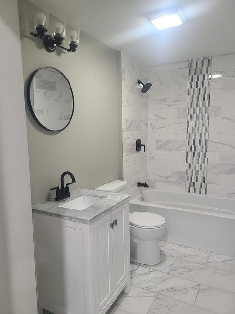 716 Hamilton Ave, Aurora, IL 60505 photo 8
