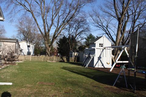 124 Thrush Ln, Naperville, IL 60540 photo 17