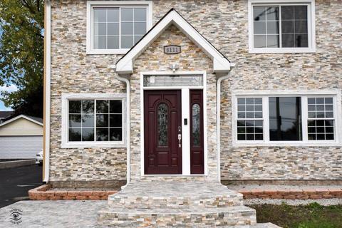 8111 Central Ave, Burbank, IL 60459 photo 2