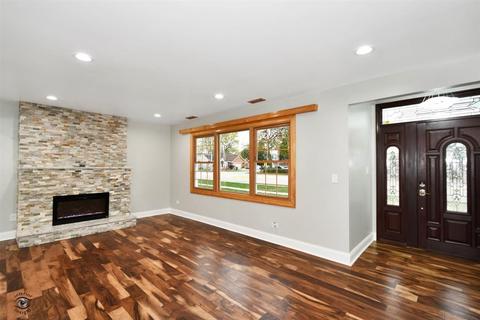 8111 Central Ave, Burbank, IL 60459 photo 8