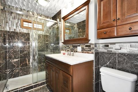 8111 Central Ave, Burbank, IL 60459 photo 11