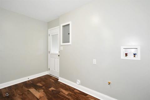 8111 Central Ave, Burbank, IL 60459 photo 23