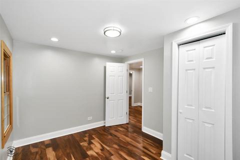 8111 Central Ave, Burbank, IL 60459 photo 21